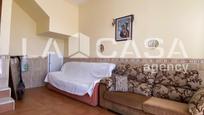 Sala d'estar de Casa adosada en venda en Dos Hermanas amb Traster