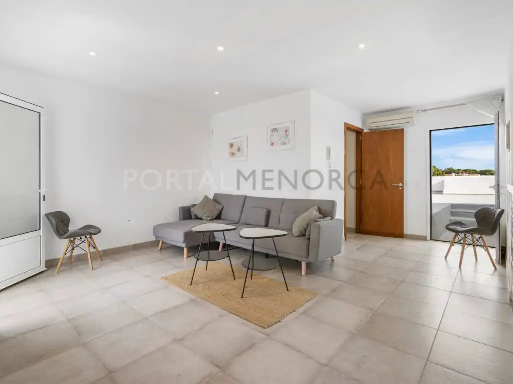 Sala d'estar de Casa o xalet en venda en Ciutadella de Menorca amb Piscina