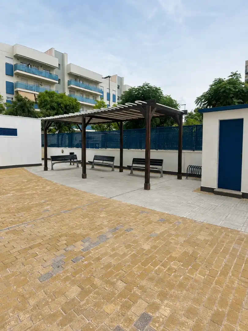 Terraza de Piso en venta en Paterna con Aire acondicionado, Calefacción y Piscina
