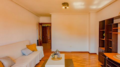 Foto 4 von Wohnung zum Verkauf in Calle Pedregales, 24, Cascajos - Piqueras, Logroño