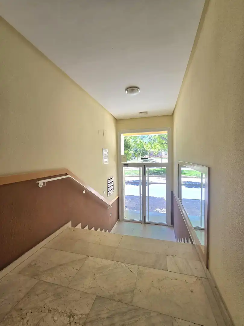 Ground floor for sale in Murcia  with Air Conditioner and Storage room