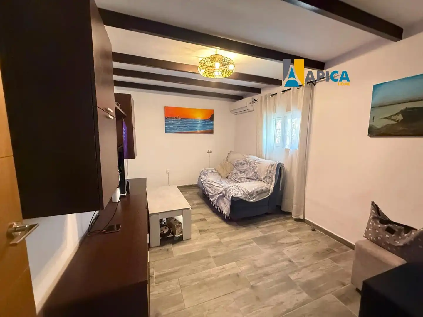 Sala d'estar de Casa o xalet en venda en Chiclana de la Frontera amb Aire condicionat i Terrassa