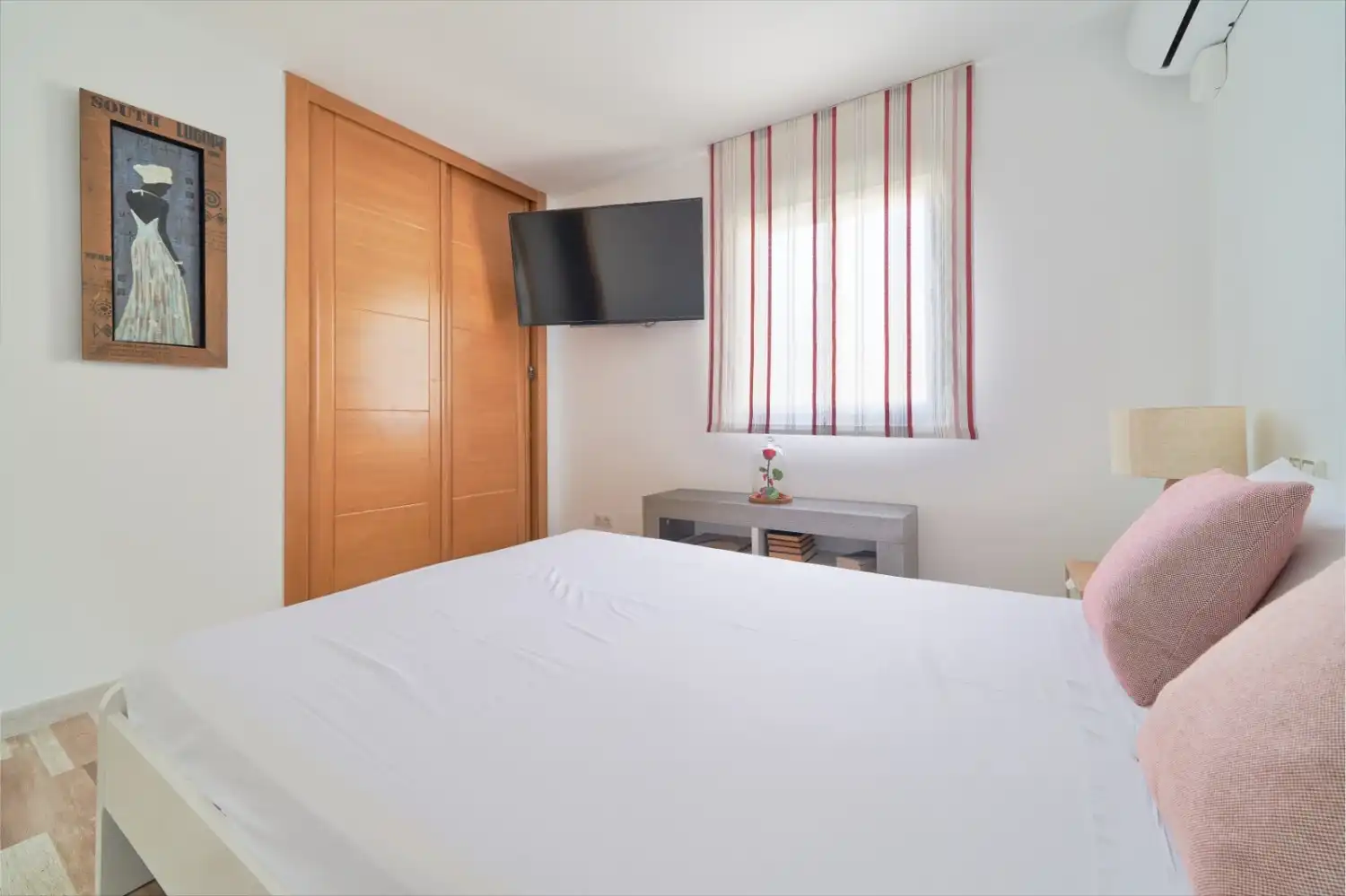 Habitación de Ático de alquiler en Málaga con Aire acondicionado, Amueblado y Lavadora
