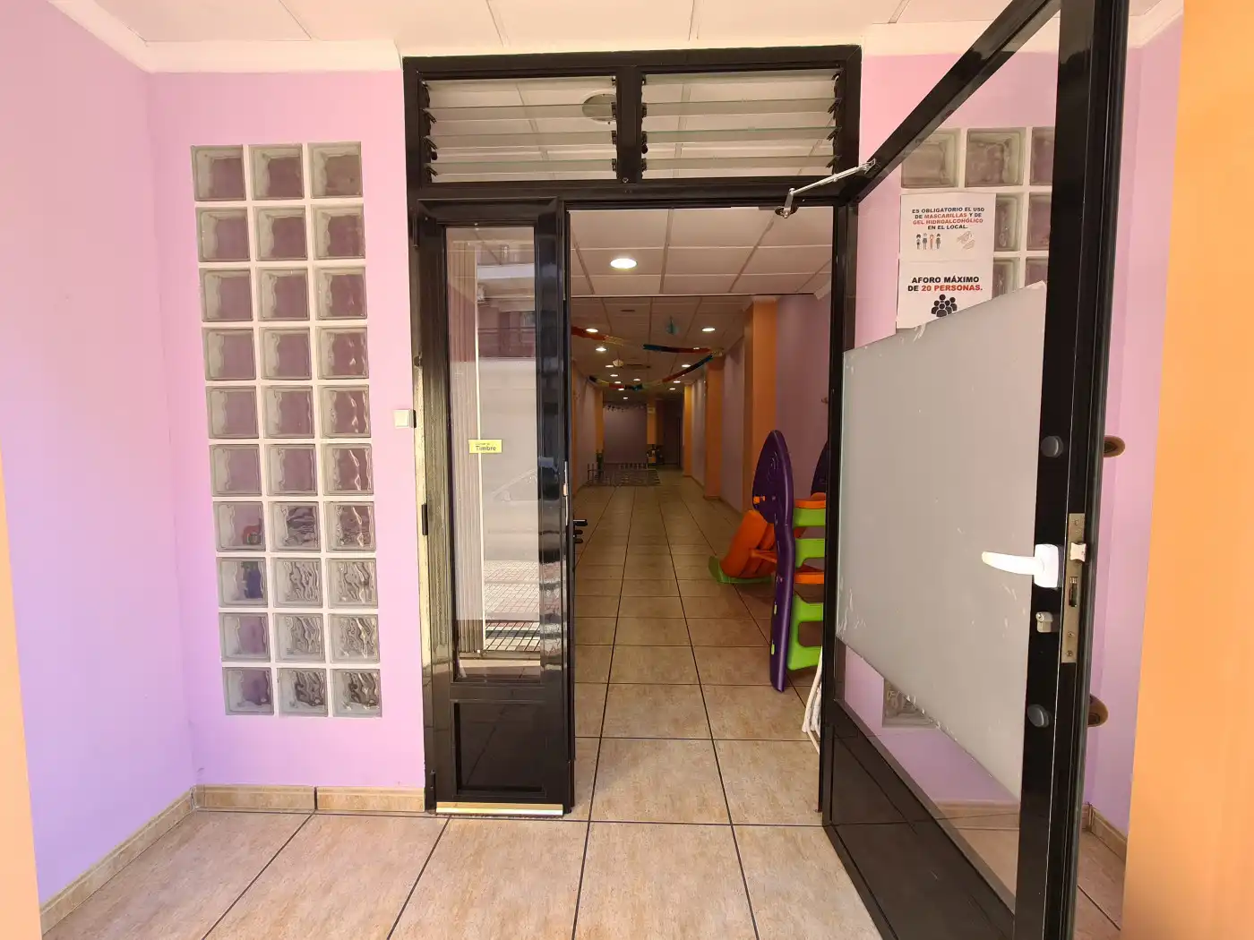 Business premises for sale in Calle ARBRES, imagen 3
