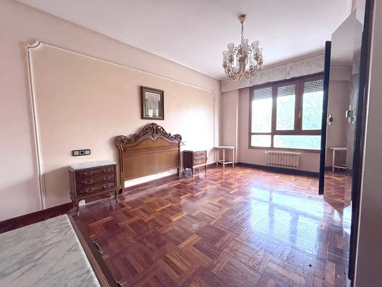Habitación de Piso en venta en Burgos con Calefacción y Terraza