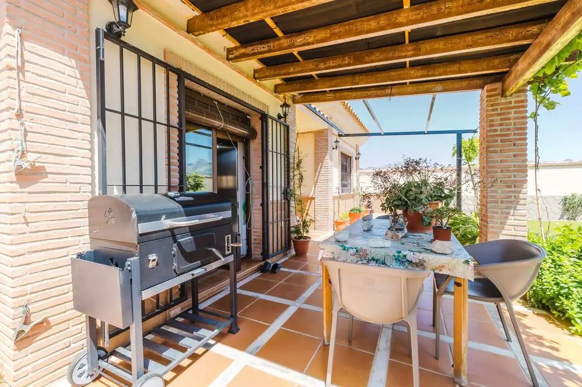 Casa amb terrassa en venda a Calle Avenida de los Pradillos, imagen 5