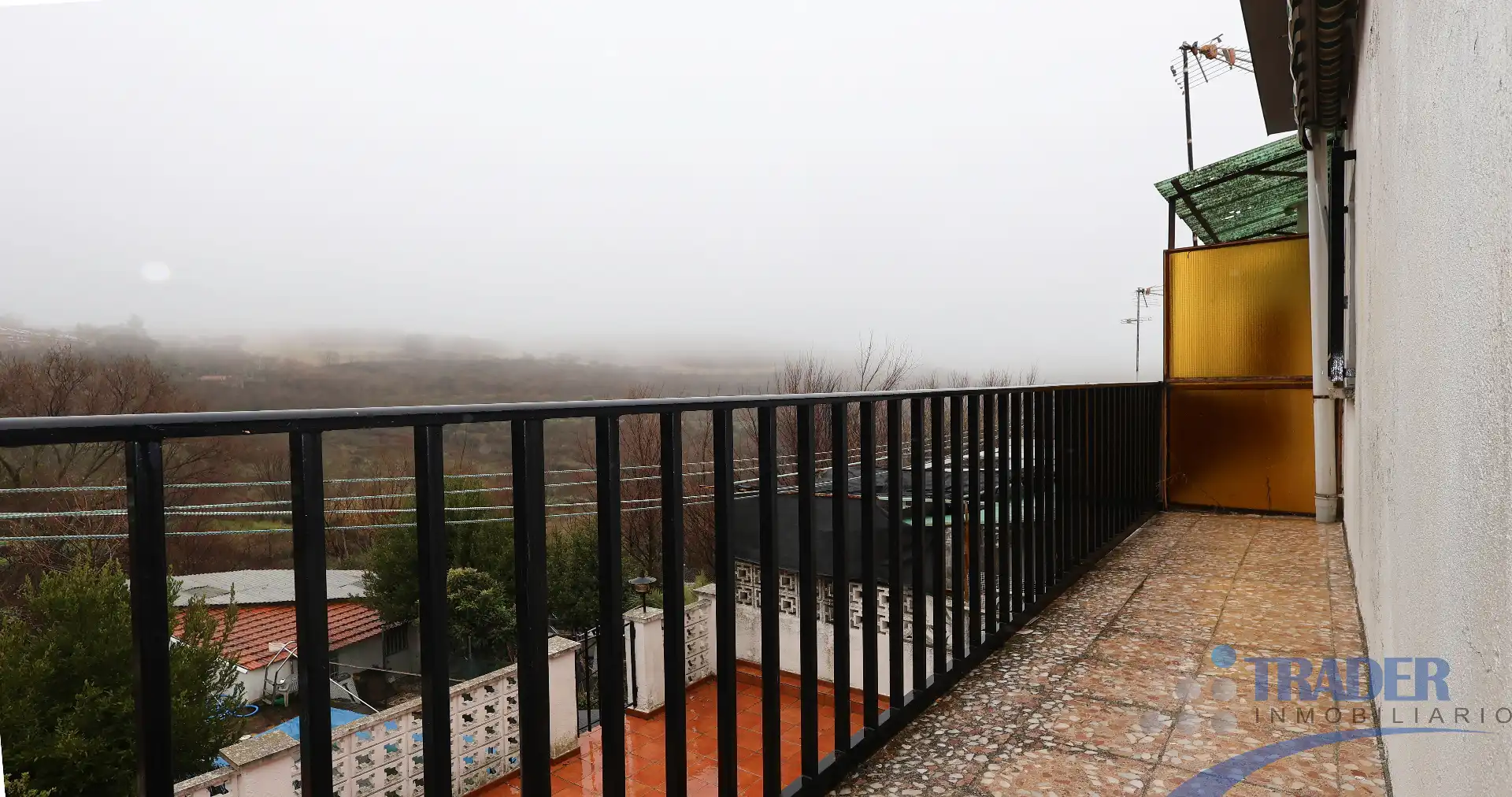 Terrassa de Casa adosada en venda en Los Santos de la Humosa amb Jardí privat, Terrassa i Traster