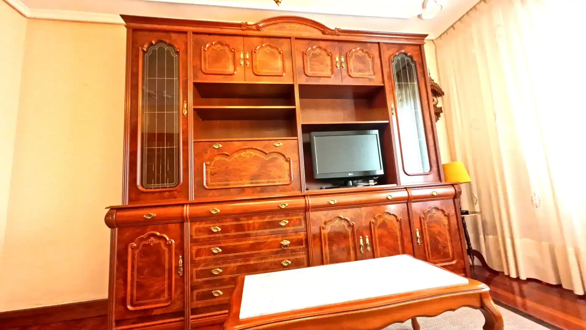 Sala d'estar de Pis en venda en Galdakao, Bizkaia