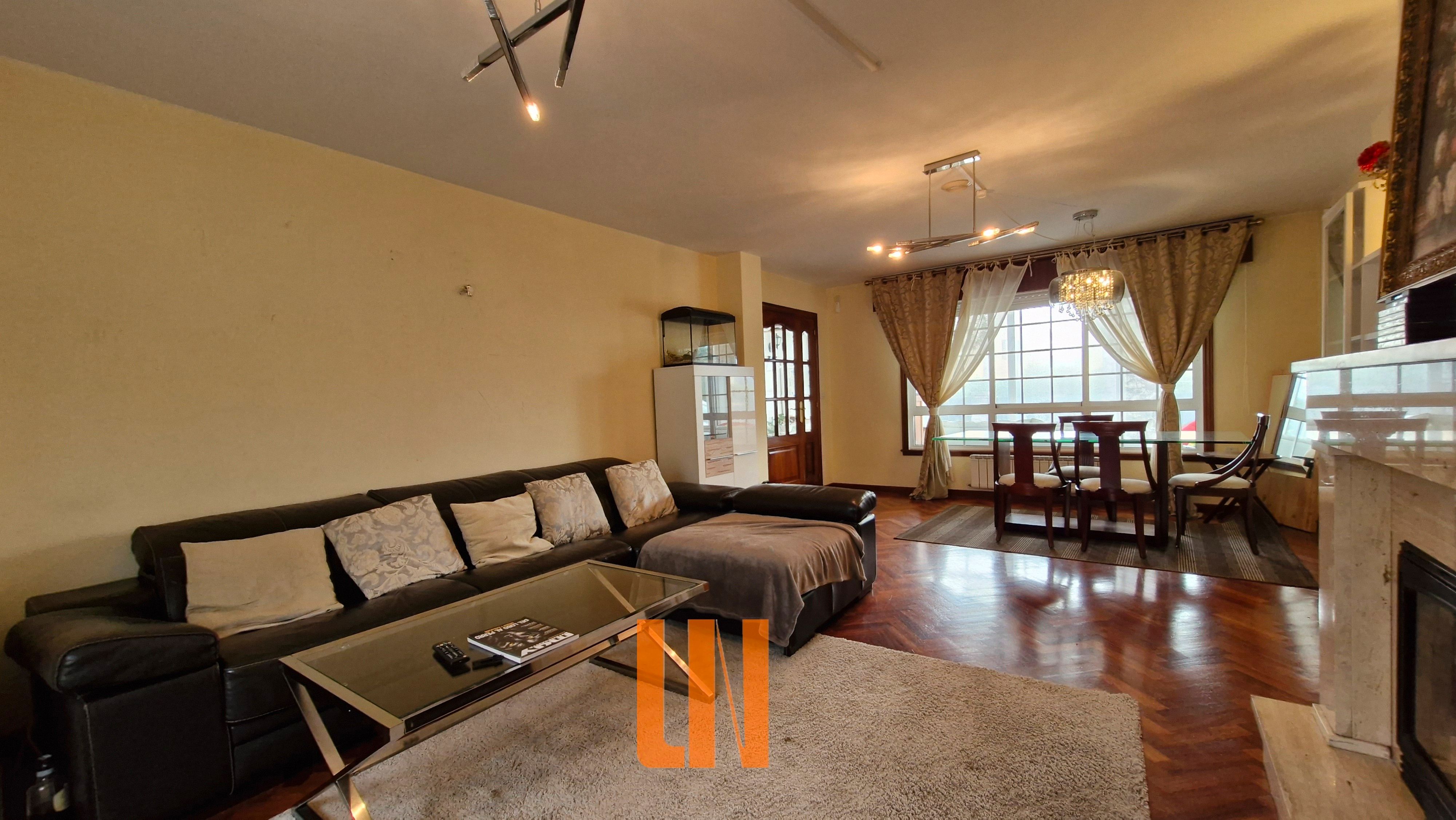 Living room of House or chalet to rent in Oleiros  with Heating, Private garden and Parquet flooring