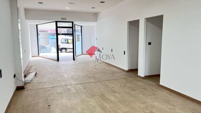 Local comercial en Alquiler en AVENIDA DE SANTIAGO en Ventiun