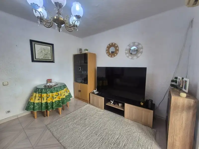 Flat with lift for sale in Calle Zalamea, imagen 2