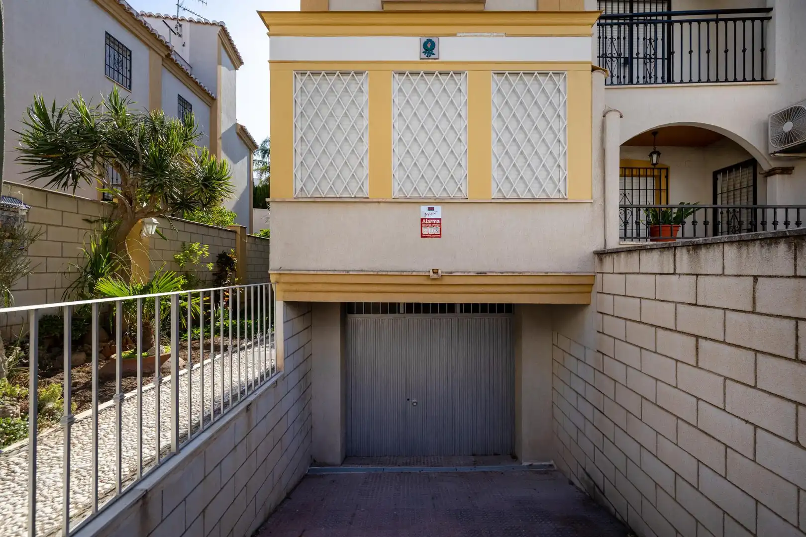 Casa adosada en venta en Calle Calle Aperos del Pilar, Motril ciudad