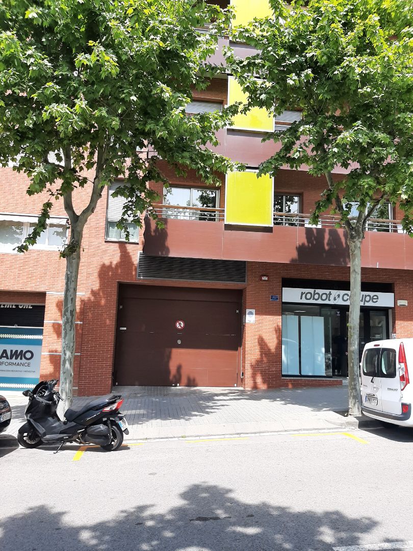 Exterior view of Garage for sale in Mataró