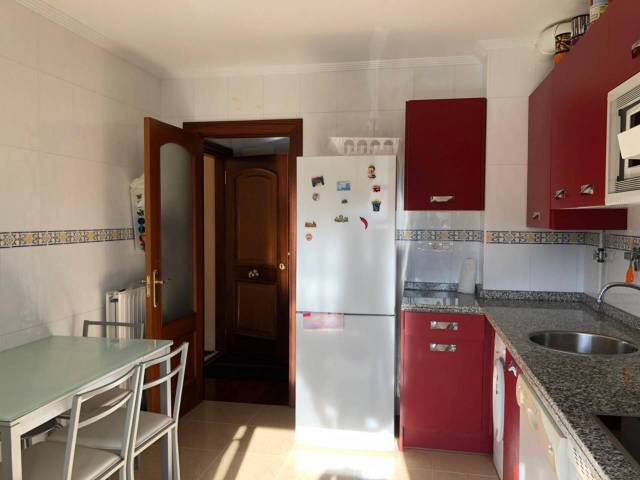 Piso en Venta en Calle ALEJANDRO CASONA en El Carbayedo - El Quirinal