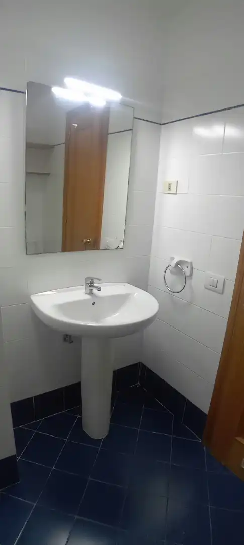 Badezimmer von Wohnung zur Miete in Ciudad Alta