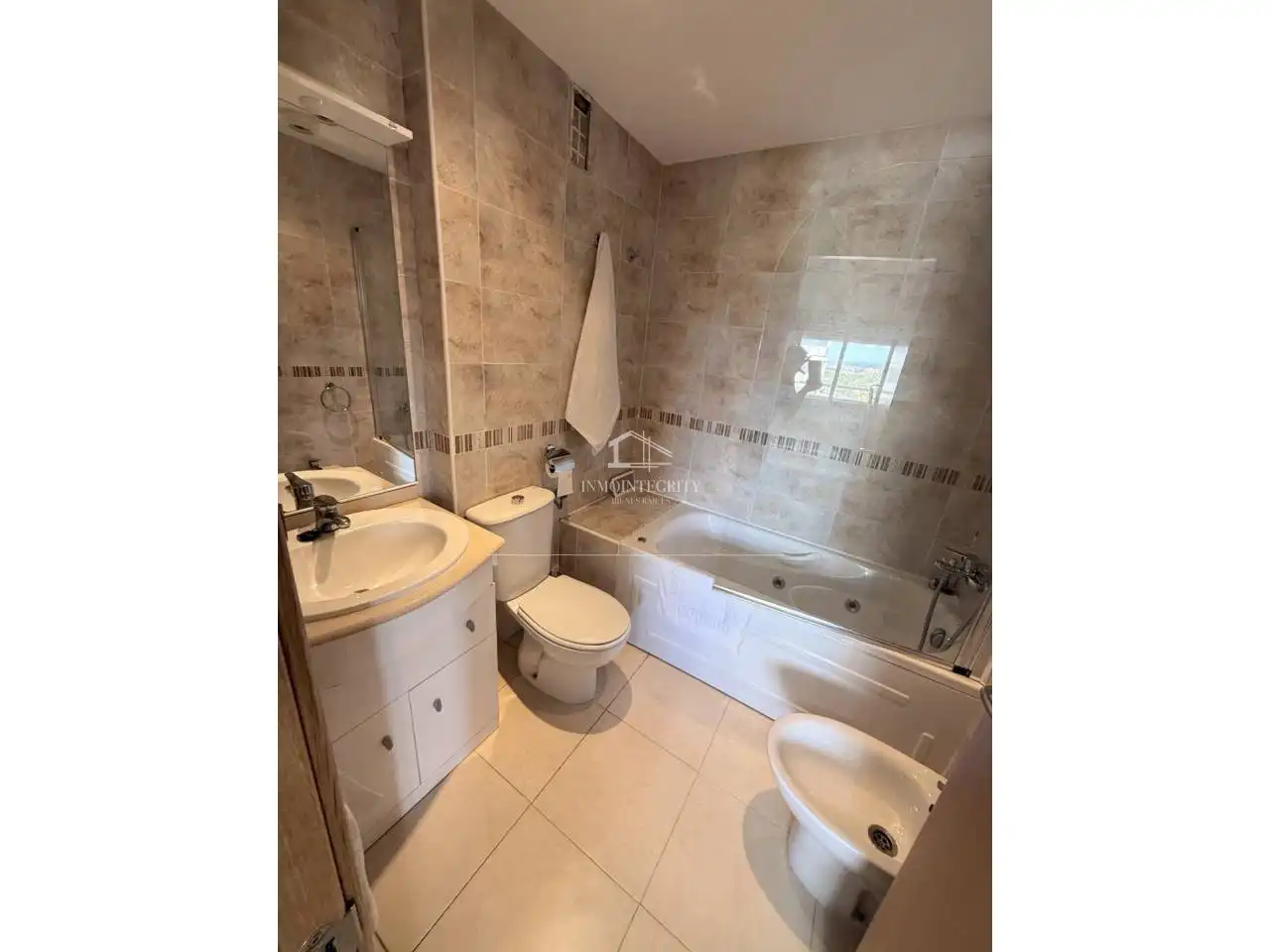 Bany de Apartament en venda en Oropesa del Mar / Orpesa amb Aire condicionat, Terrassa i Moblat