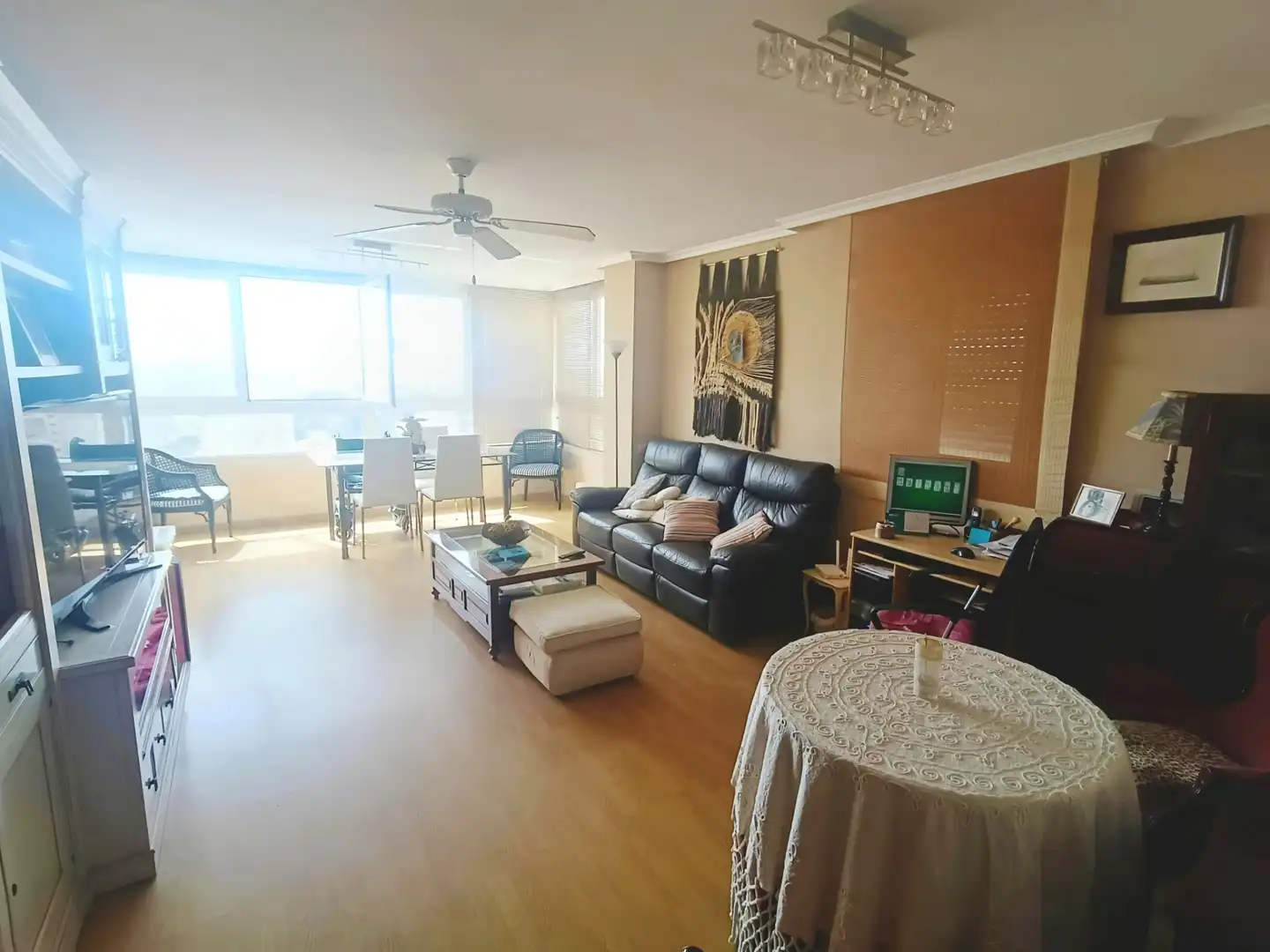 Wohnzimmer von Wohnungen zum Verkauf in El Campello mit Heizung, Parkett und Terrasse