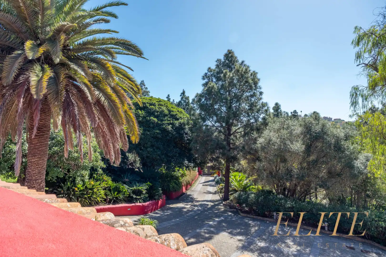 Garden of Country homes for sale in Santa Brígida  with Air Conditioner, Heating and Private garden