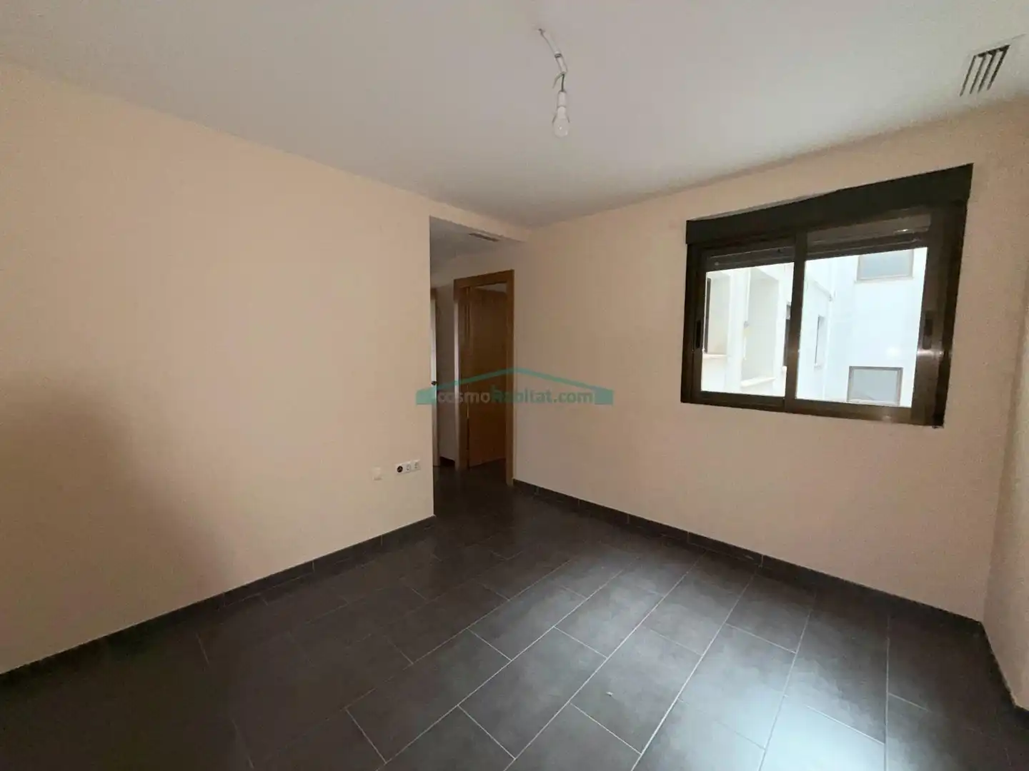Habitación de Piso en venta en L'Eliana con Calefacción y Balcón