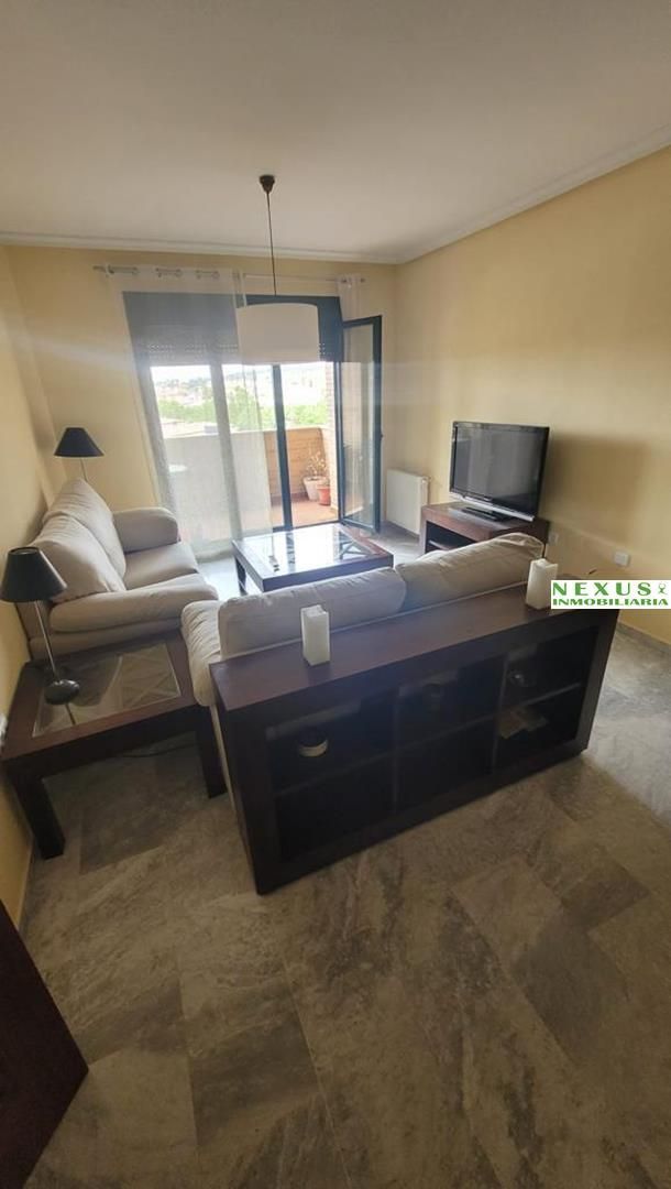 Sala de estar de Piso de alquiler en Cáceres Capital con Aire acondicionado, Calefacción y Terraza