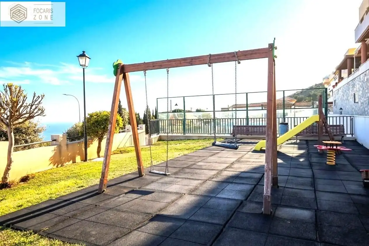Jardín de Dúplex en venta en Benalmádena con Aire acondicionado, Jardín privado y Terraza