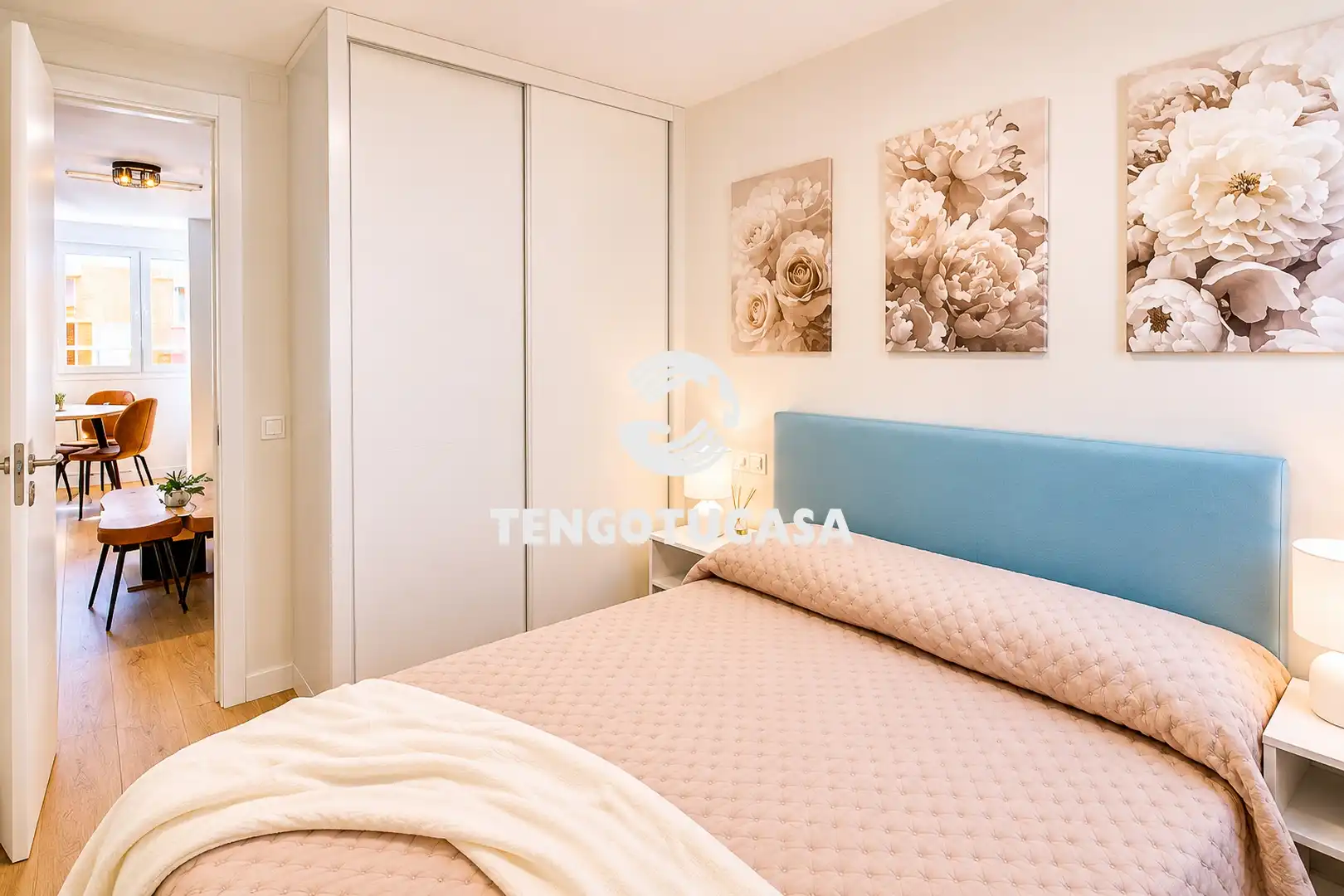 Bedroom of Flat for sale in Madrid  with Air Conditioner, Furnished and Oven