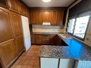 Foto 3 de Casa adosada en venta en Carrer de Puig L'agulla, Estadi - Santa Anna, Vic