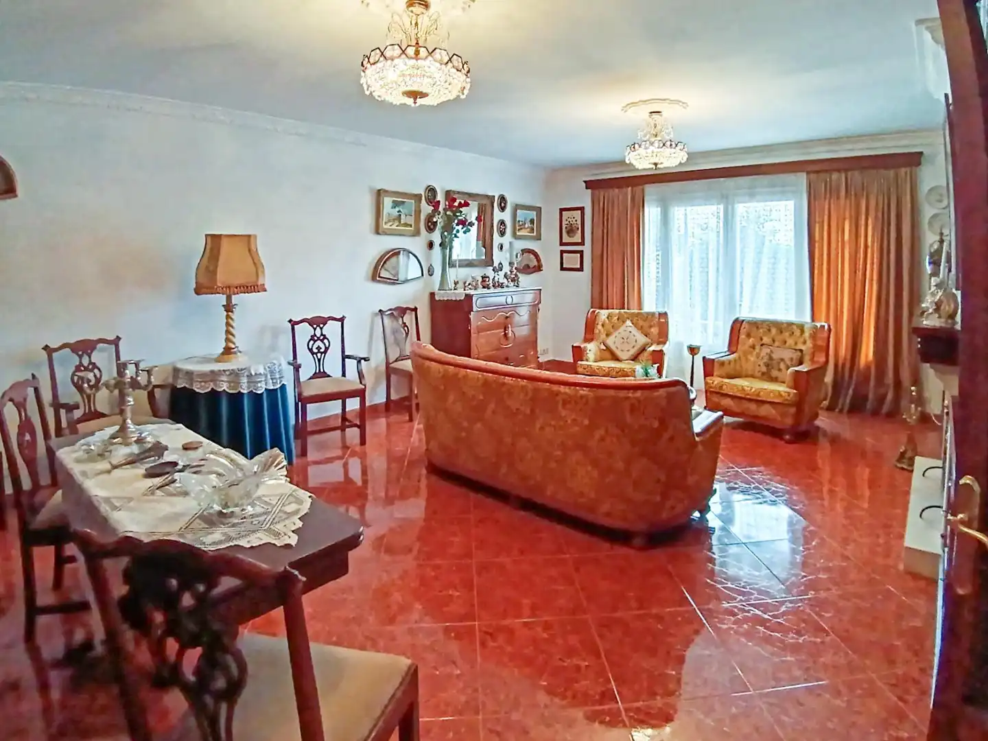 Sala d'estar de Planta baixa en venda en Ciutadella de Menorca amb Aire condicionat, Jardí privat i Terrassa