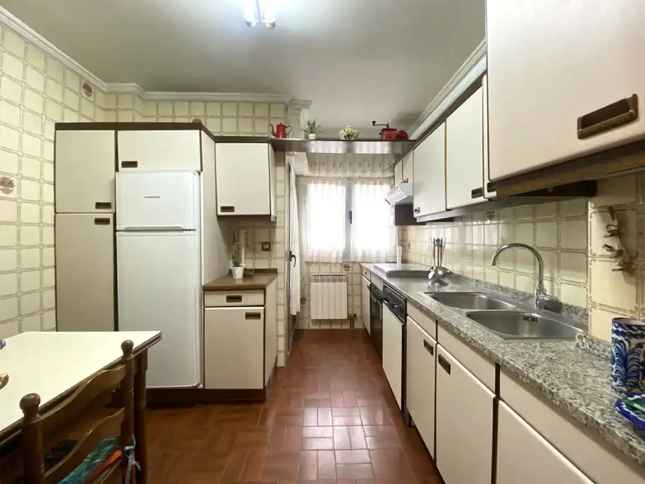Flat for sale in C. DE QUEJANA, Ariznabarra