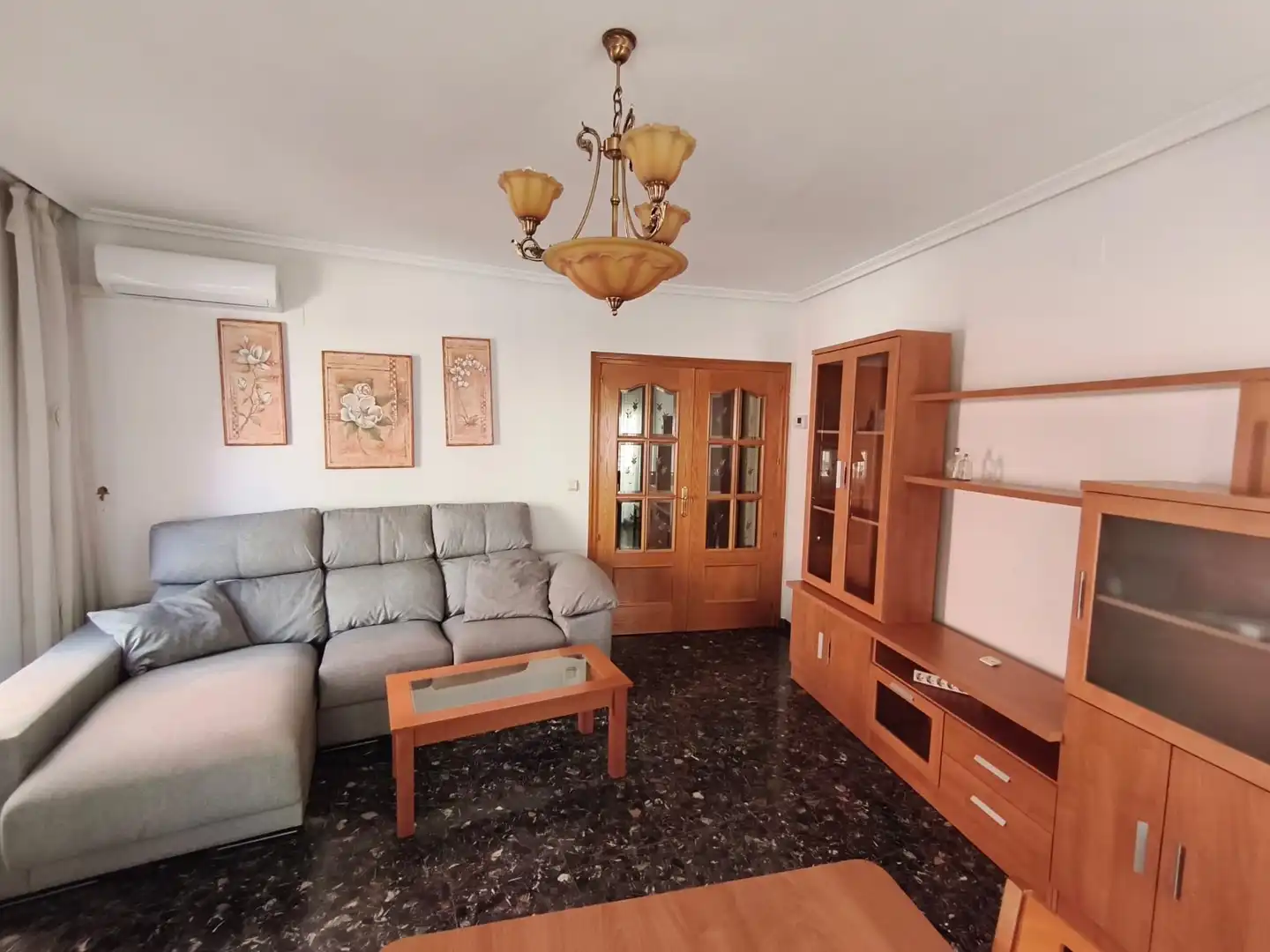 Wohnzimmer von Wohnung zur Miete in Albacete mit Klimaanlage, Heizung und Möbliert