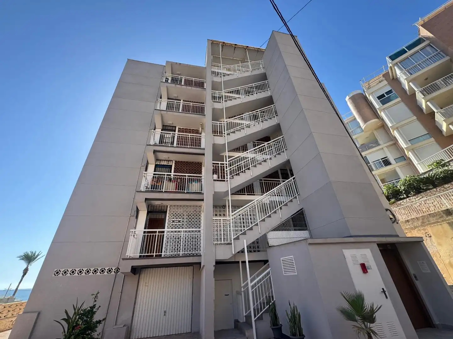 Exterior view of Apartments for rent in El Campello  with Terrace, Furnished and Oven