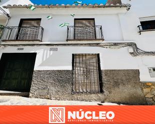 Vista exterior de Casa adosada en venda en Yunquera amb Terrassa