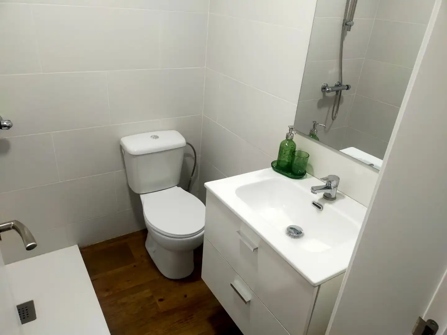 Bany de Planta baixa en venda en Badalona amb Traster