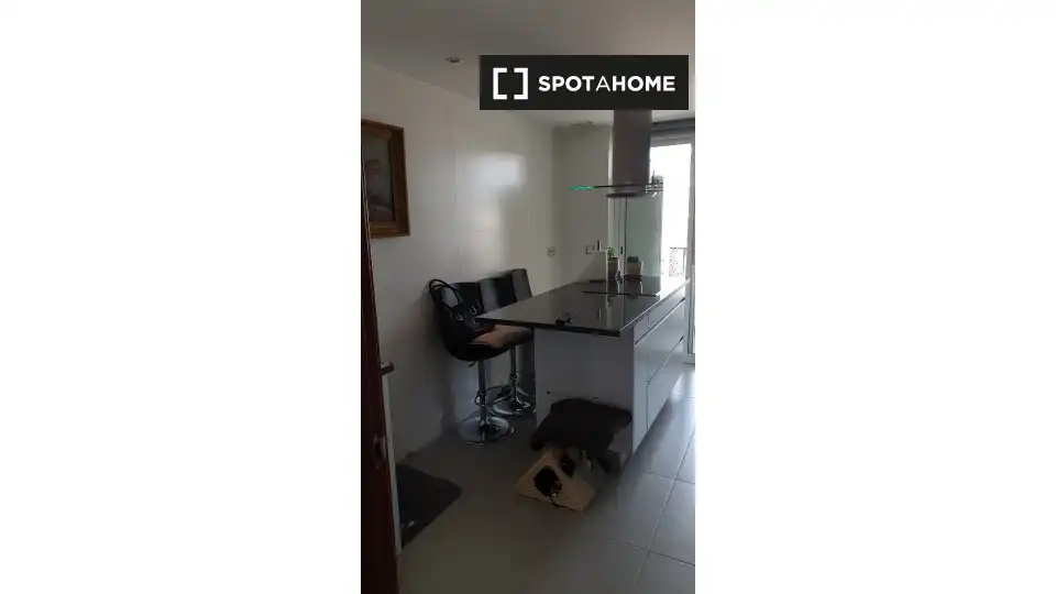Room in Playa de San Juan