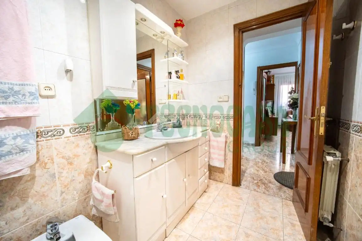 Baño de Piso en venta en Madrid con Aire acondicionado, Calefacción y Terraza