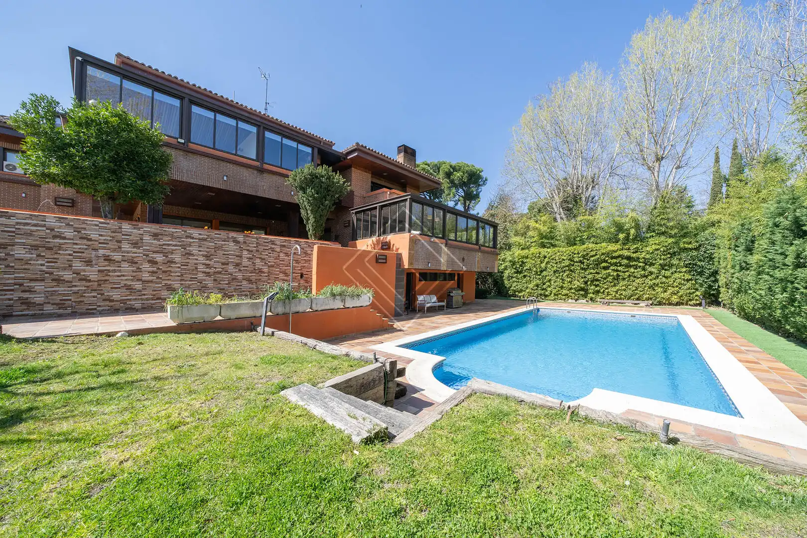 Jardín de Casa o chalet en venta en Madrid con Aire acondicionado, Calefacción y Jardín privado