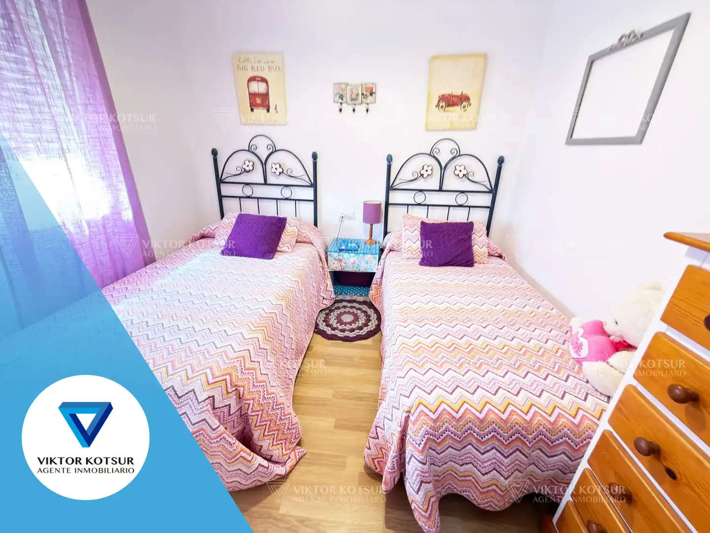 Bedroom of Detached homes for sale in Roquetas de Mar  with Air Conditioner, Terrace and Storage room