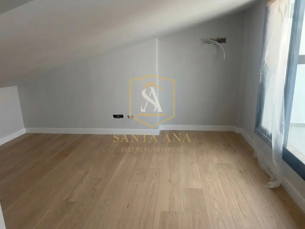 Casa o xalet en venda en Badalona amb Aire condicionat, Calefacció i Terrassa