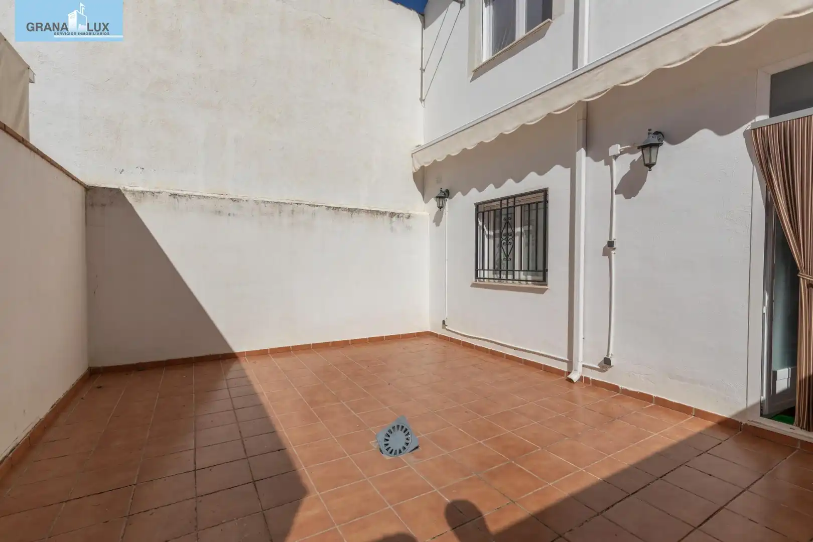 Adossat amb terrassa en venda a Calle Bermejales, imagen 13