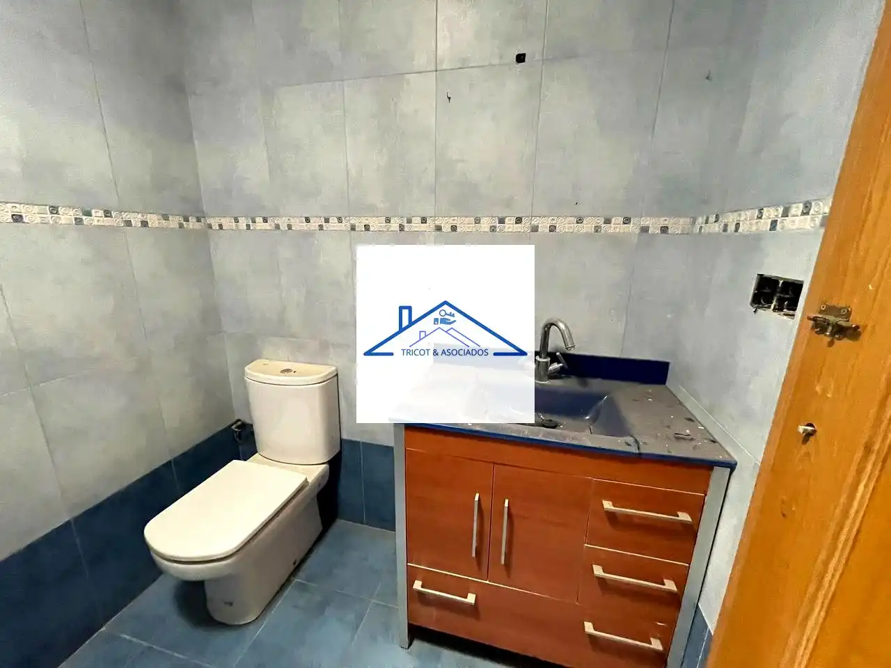 Bathroom of Houses for sale in Urda  with Terrace