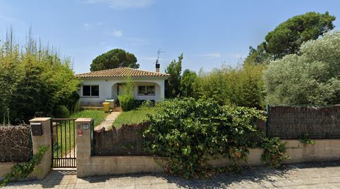 Solvia Inmobiliaria  Chalet independiente Sils