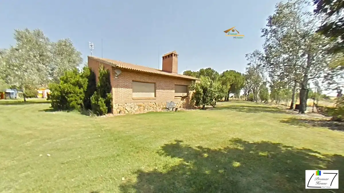 Jardín de Casa o chalet en venta en Muñogrande con Calefacción, Jardín privado y Trastero