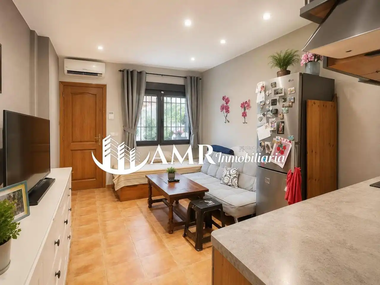 Balcony of Ground floor for sale in Alcalá de Henares  with Air Conditioner and Internet