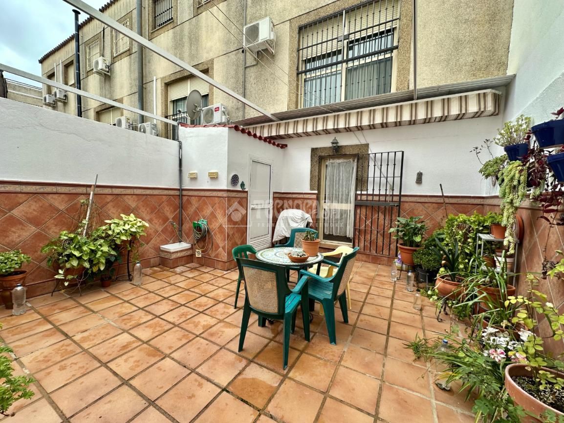 Terrace of Single-family semi-detached for sale in Alcalá de Guadaira