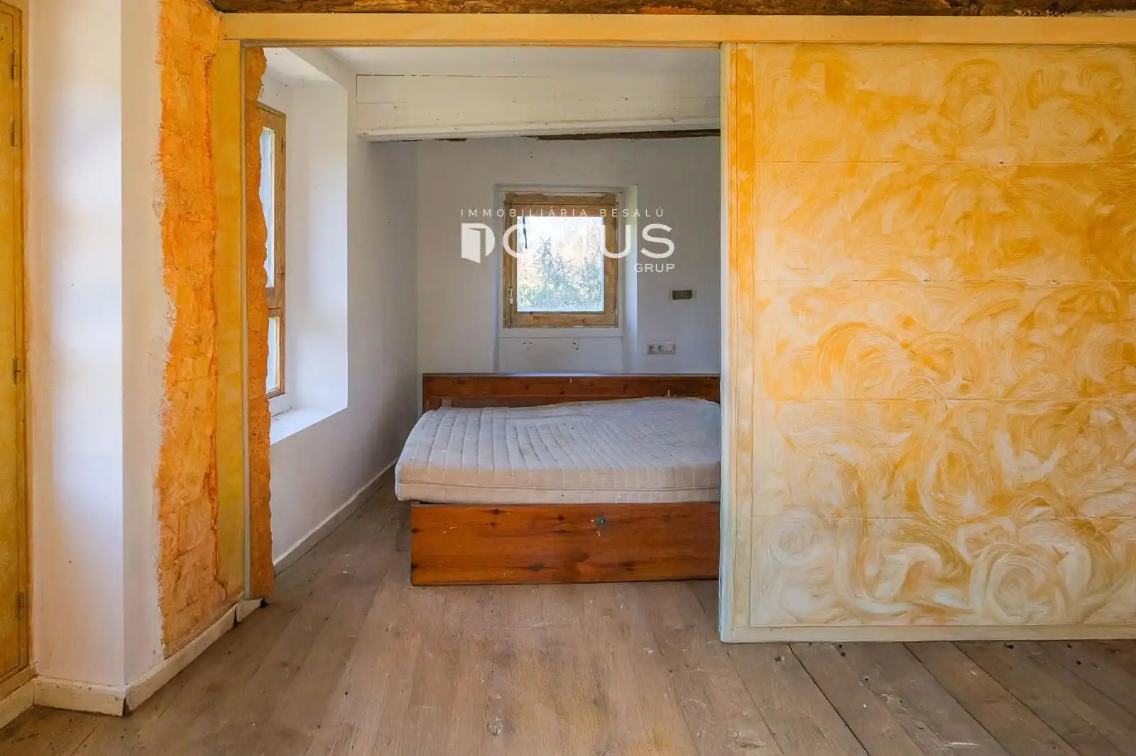 Bedroom of Country homes for sale in Besalú  with Private garden