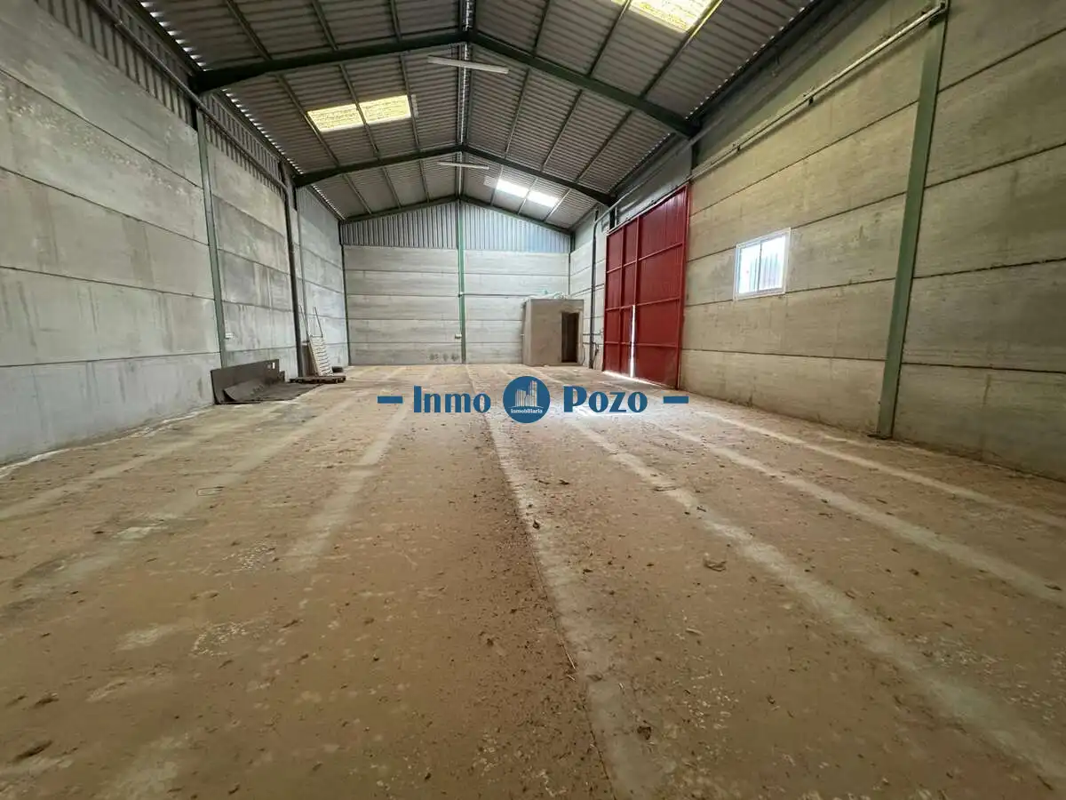 Nave industrial en venta en BADAJOZ 88, imagen 4