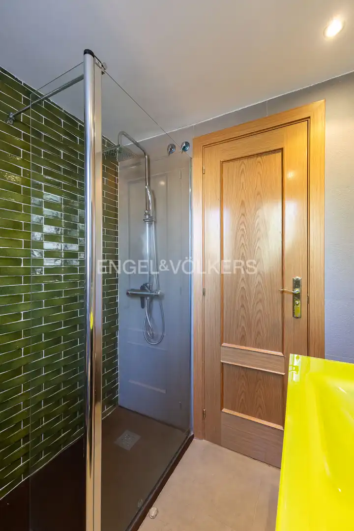 Bany de Apartament en venda en Paracuellos de Jarama amb Calefacció, Terrassa i Traster