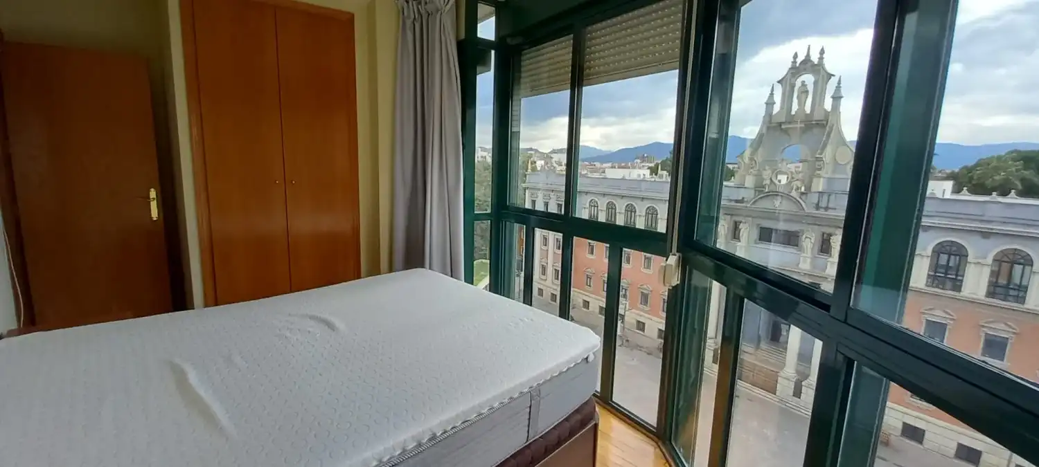 Piso de alquiler en San Lorenzo