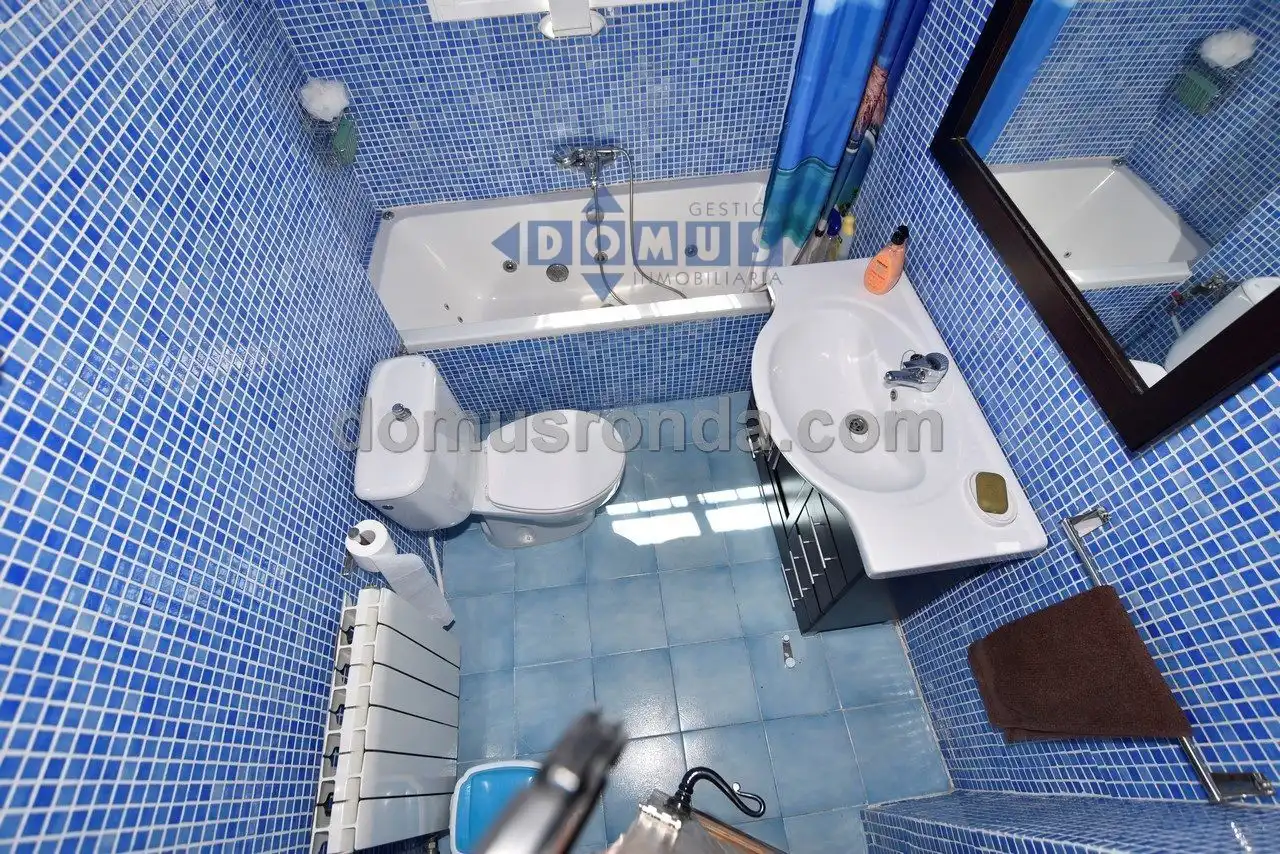 Baño de Finca rústica de alquiler en Ronda con Aire acondicionado, Calefacción y Trastero