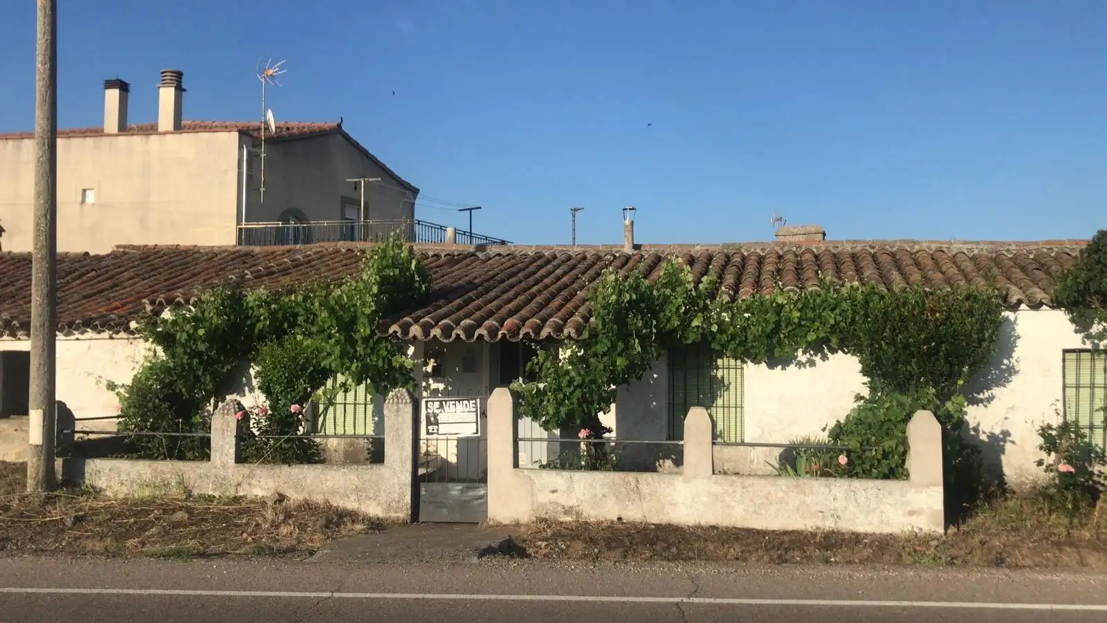 Außenansicht von Country house zum Verkauf in Fresno Alhándiga mit Abstellraum